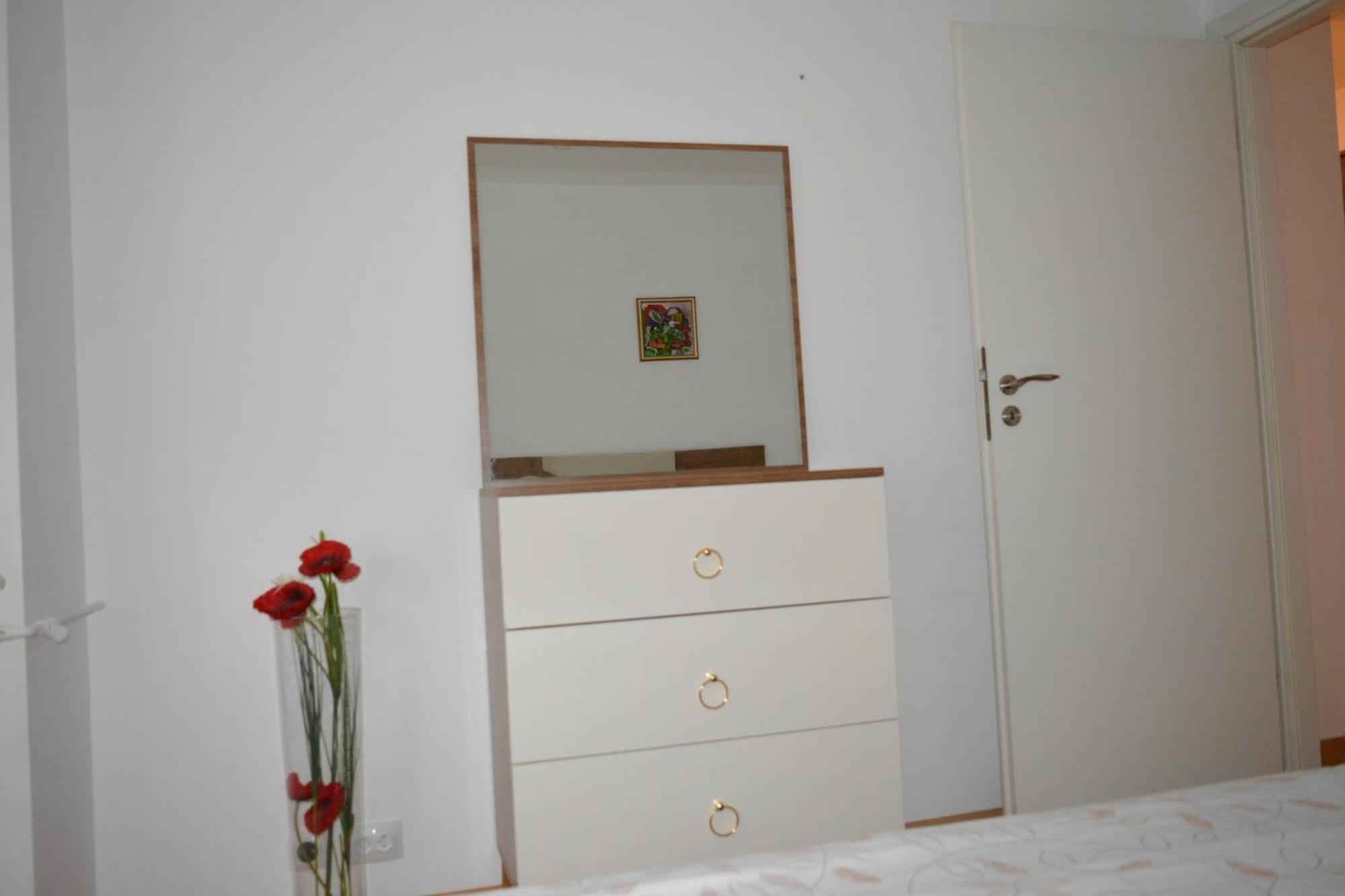 M@D Apartment Timişoara Buitenkant foto