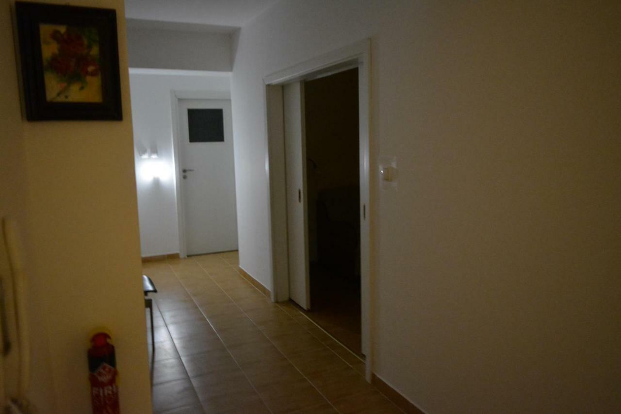 M@D Apartment Timişoara Buitenkant foto