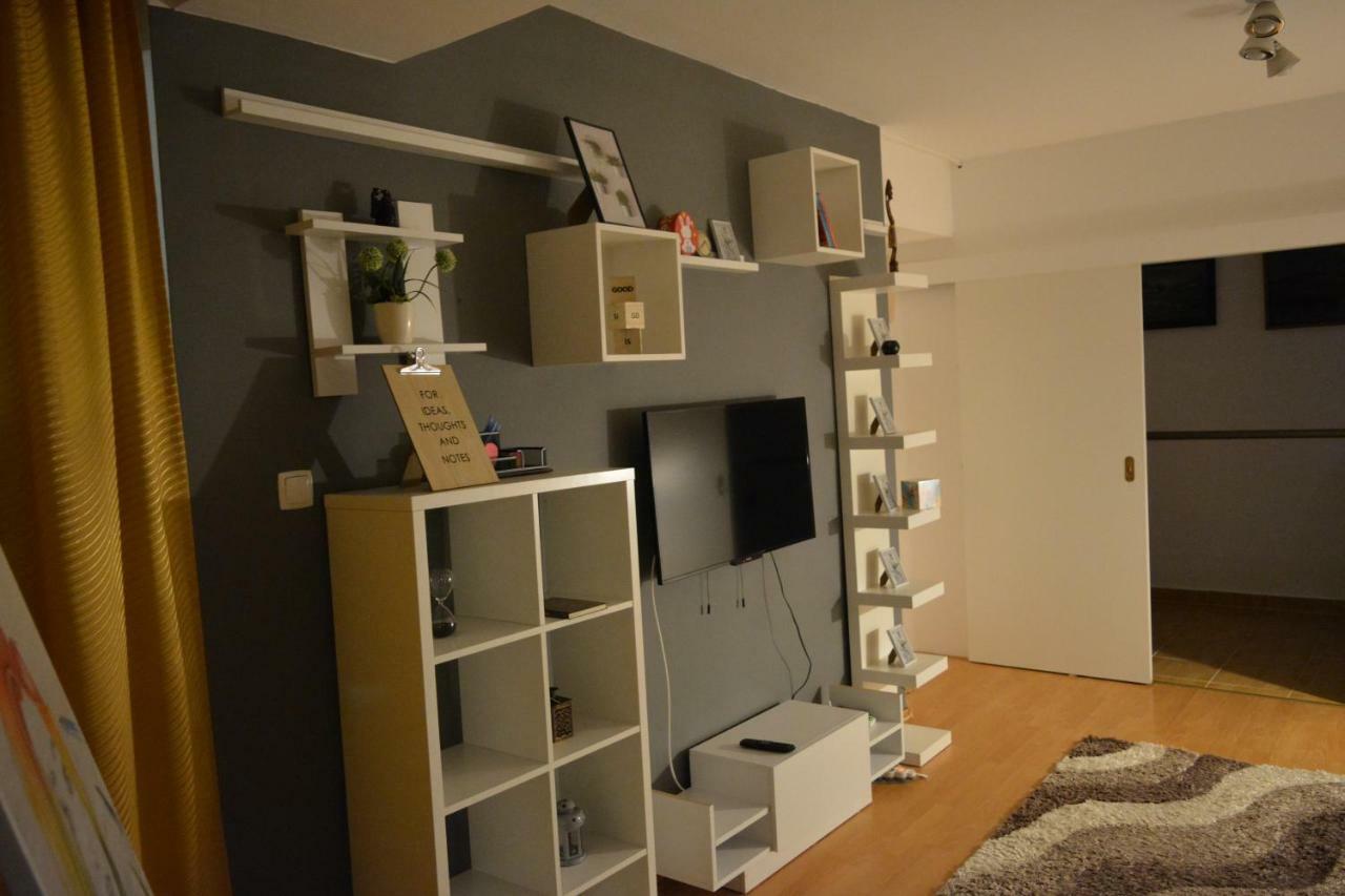M@D Apartment Timişoara Buitenkant foto